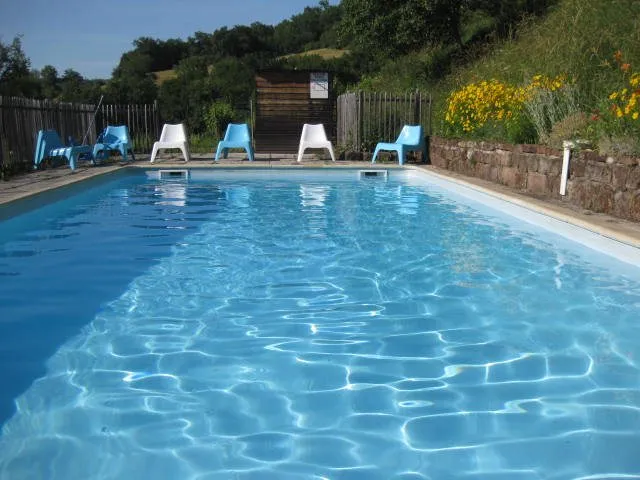 Gîte  du Domaine des Costes Rouges - Piscine