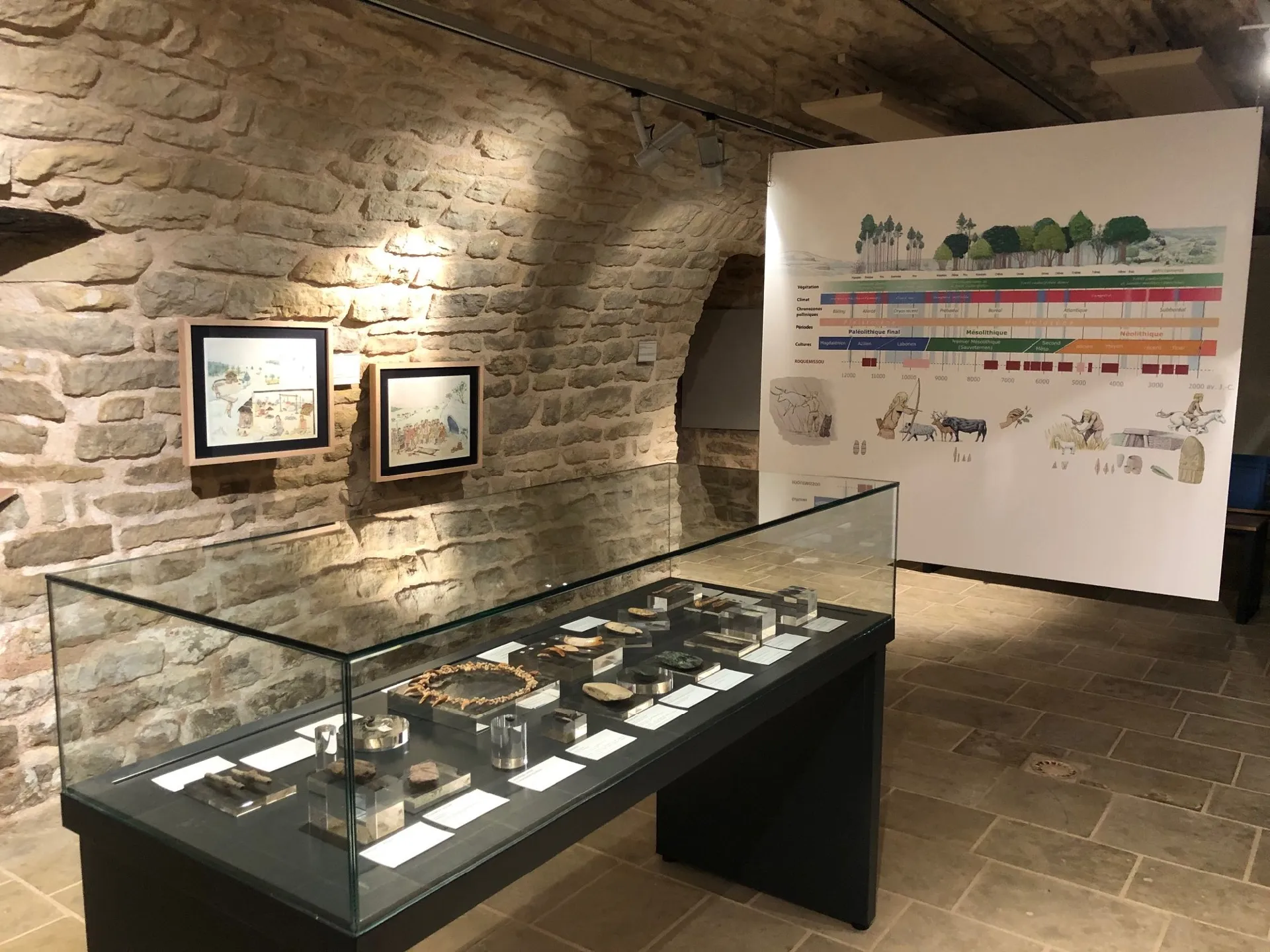 Exposition "Roquemissou - Plongée dans la Préhistoire du Causse" (2020-2023)